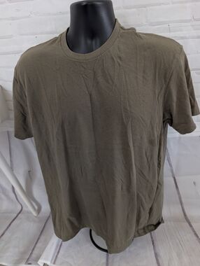 True Classic- Men's Crew Neck T-Shirt - Olive Green